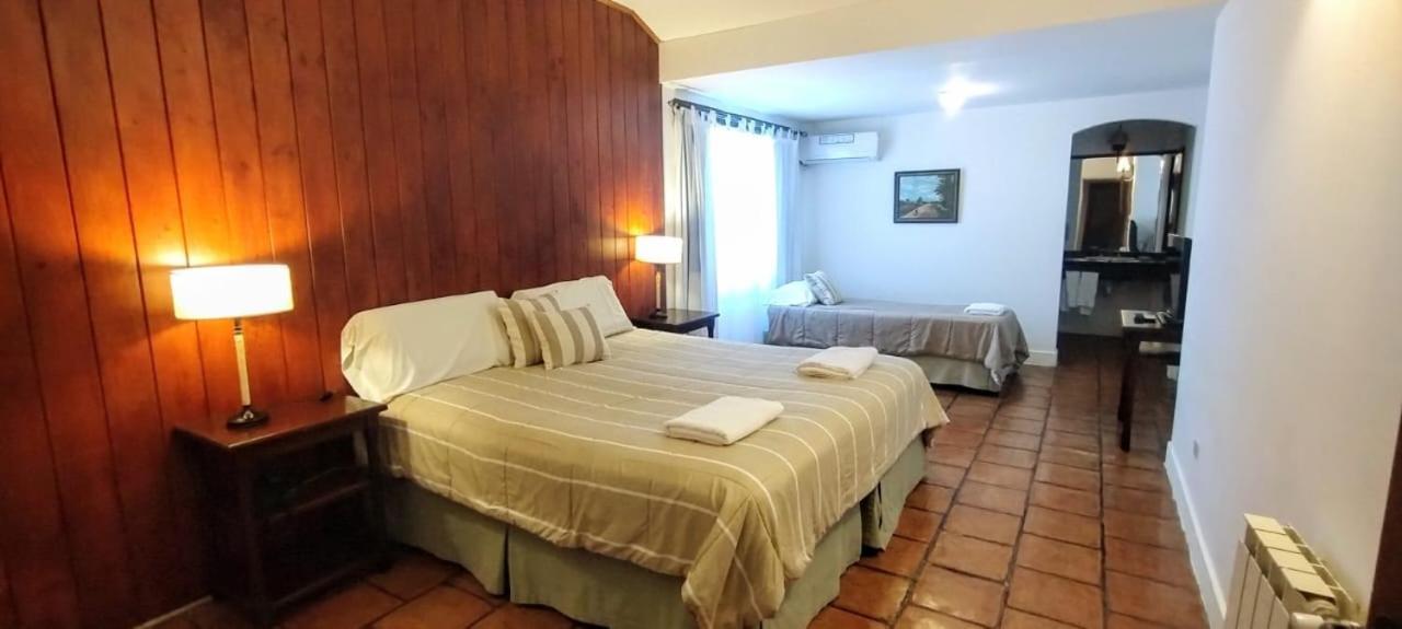 Las Moras Hotel San Lorenzo  Ngoại thất bức ảnh