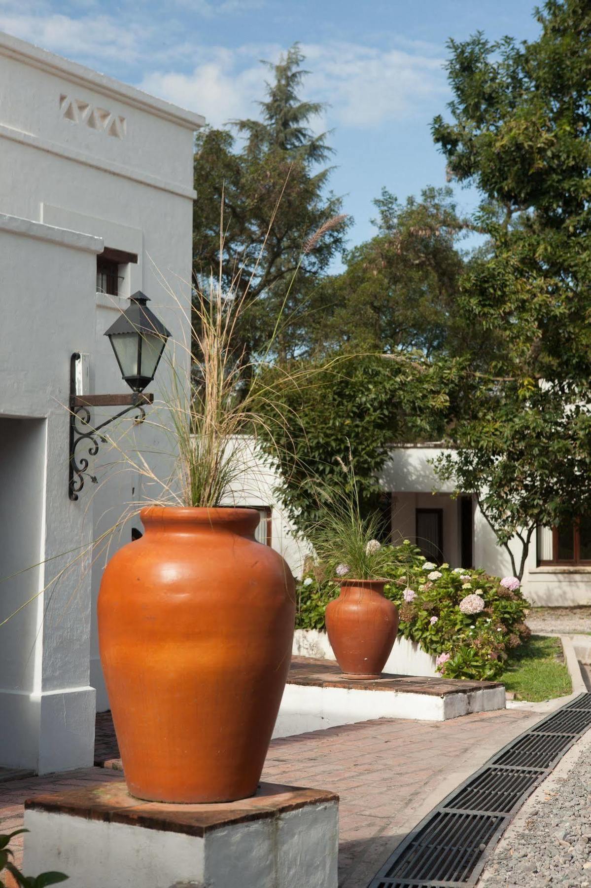 Las Moras Hotel San Lorenzo  Ngoại thất bức ảnh